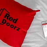 Reddoorz Plus Near Rs Rk Charitas 2 Palembang